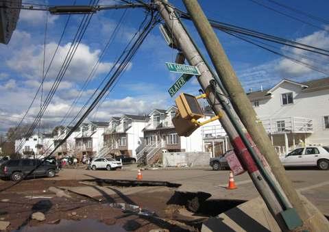 Sandy s Impact: Significant Damage to Overhead System Worked with city and municipalities to clear roads of