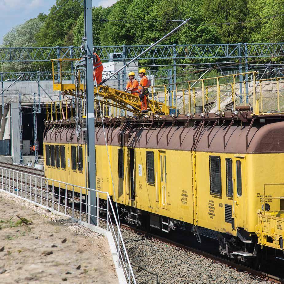 Railway construction industry CATENARY SYSTEM 8 MAINTENANCE TRAINS We execute comprehensive tasks within the scope of construction, repair, maintenance and upkeep of railway contact lines and