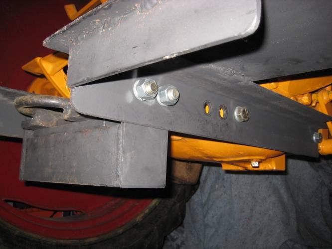 Massey Harris 444 Introduction and Hitch design (cont) There are many ways to