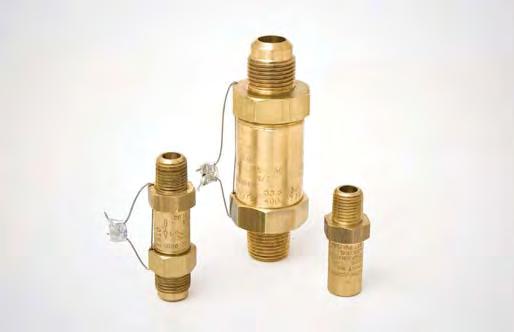 RELIEF VALVES AND MANIFOLDS Streamline's pressure relief valves are designed and engineered to provide high-volume discharge primarily for use on liquid receiver applications above the liquid
