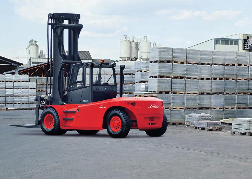 Diesel Forklift Trucks Capacity 10000 to 18000 kg H 100, H 120, H 140, H 150, H 160, H 180 SERIES 359 Safety Perfect load control and manoevrability in close surroundings is assured at all times.
