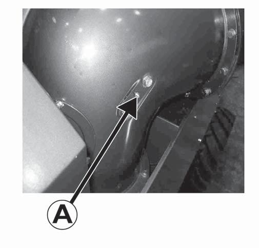Add new oil in filler B level with the rim. There is approx. 1.5 litres of oil. R7 Top Gear (fig. R8) The top gear is located inside the unloading top bend.
