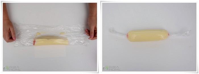 Place plastic wrap on a silicone surface or on the counter (wipe the counter with a damp cloth to make the plastic wrap cling to it).