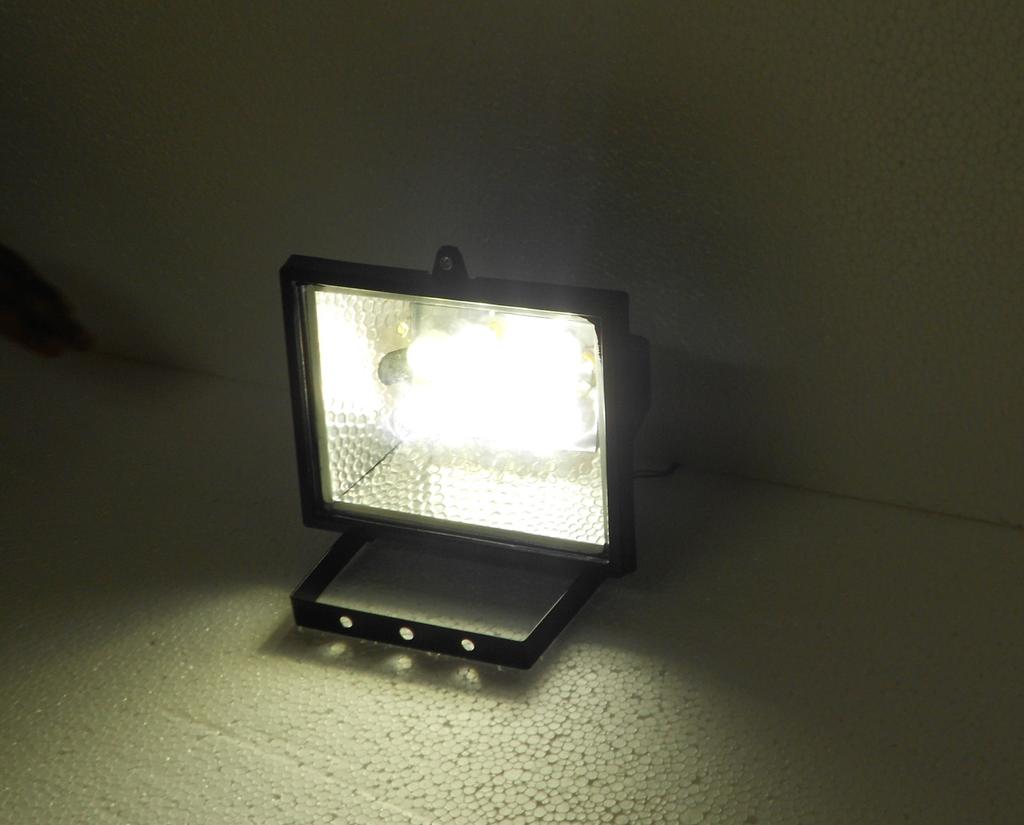 1. SOLAR LED FOCUS LIGHT Contact our sales team for