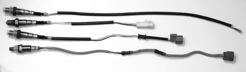 Do not cut the wiring while removing the existing sensor from the vehicle, as it is necessary to utilize a portion of this wiring on the O SmartLink oxygen sensor.