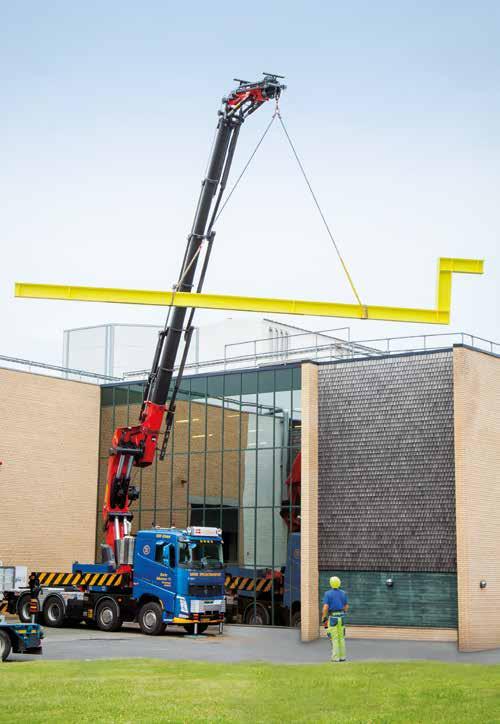 è Gross vehicle weight of less than 32ton - fully equipped è High mobility due to the mounting on standard truck chassis è Very stiff and light boom system thanks to P-Profile è Hydraulic lifting