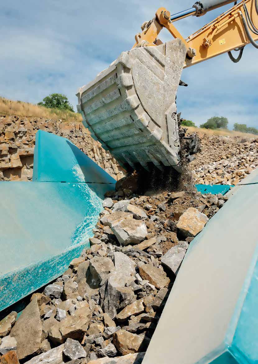 KNOWLEDGE POWERSCREEN CRUSHING RANGE IS POWER Powerscreen means different things to different people.