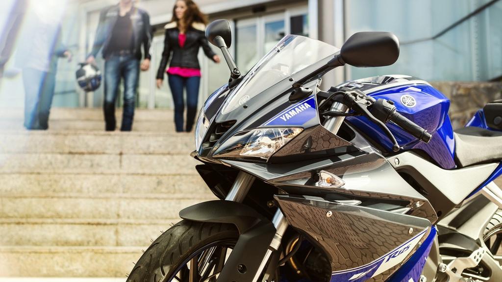Race-bred technology with R- series DNA At Yamaha we take the 125cc category very seriously indeed.