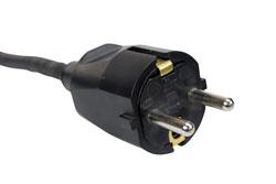Plug options include standard 5-15 15 amp straight blade plug for 110V wall outlets with ground, standard 6-15 15 amp straight blad plug for 240V wall outlets with ground, NEMA L5-15 15 amp twist
