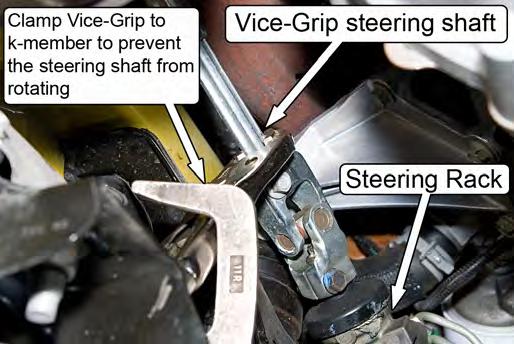 The steering lock has too much play and does not hold the steering accurately in the straight-ahead position.