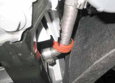 Fill and bleed the coolant circuit according to the vehicle manufacturer s specifications. Set digital timer, teach Telestart transmitter.