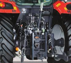 The Auto PTO feature automatically disengages and reengages the PTO at 3-point linkage heights set by the operator thereby ensuring precise control of the implement during headland turns (fig. E).