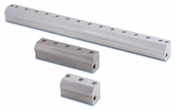 Compressed WindJet Low Flow Knives WindJet Low Flow Knives Ideal for applications using 1 or 2 air knives Provide a uniform air flow across the entire length of the knife Deliver a high velocity,
