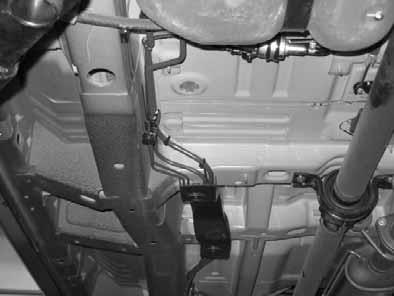Unless specified otherwise, always fasten using cable ties. Mount the fuel line and wiring harness with rub protection on sharp edges. WARNING!