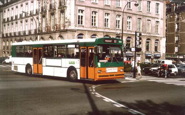 The years 1988 -> 1994: The bodywork was entirely refurbished on approximately one hundred Mercedes O 305 buses with