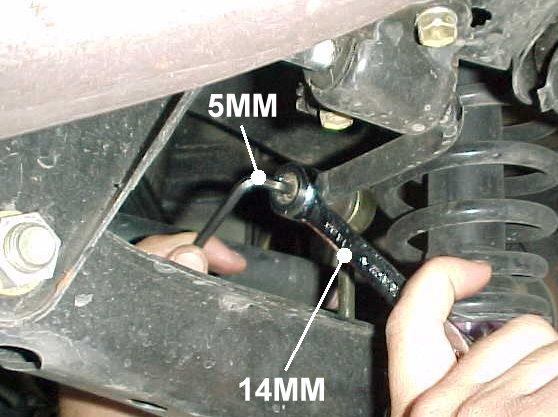 wrenches or hex sockets: 5mm INSTALLATION OF HOTCHKIS TUNING REAR SWAY BAR 1) Securely block the front wheels of the vehicle.