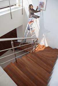 staircases or sloping ground Includes