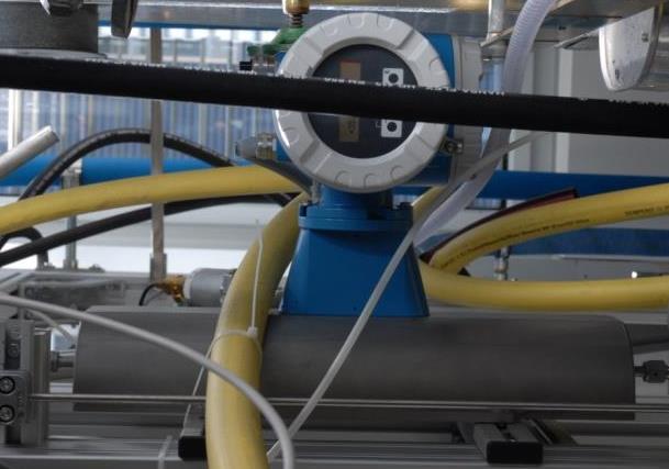 Experimental facility Coriolis flow meter FMI-1 to fuel heater 600-750 kg/h mass flow and density measurement 3000 kg/h 10-100 kg/h