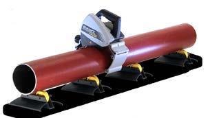 It is also suitable for cutting plastic pipes because it can cut very thick pipe walls and it can be attached to a