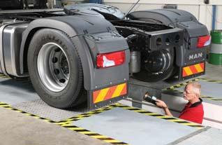 The lifting device HBV can be used only in conjunction with safelane truck 16/18 t with 8-sensor wheel / axle load weighing unit to simulate various wheel / axle loads.