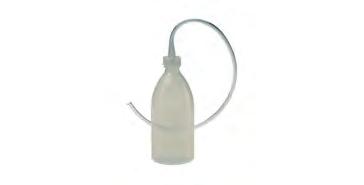 9314-5900.3 Short order no: 760068 Suction bottle La botella de aspiración ATE se usa para aspirar el líquido de frenos del depósito de compensación.
