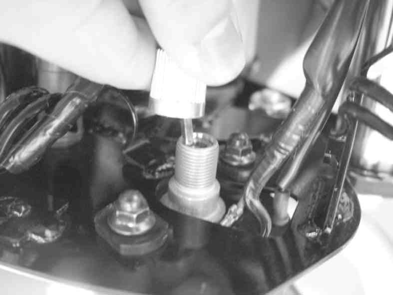 Installation Procedures Unfasten both right and left flange bolts fixing a