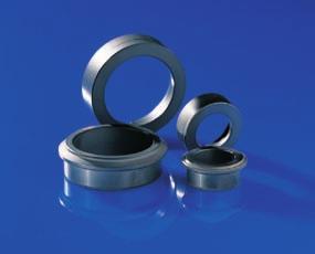Conventional shaft seals are lubricated by the fluid. A leakage flow is specified and necessary for proper operation. Magnetic couplings replace conventional shaft seals.