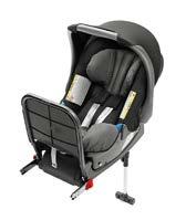 car. PRACTICAL AND VARIABLE The intelligent design of these child seats allows your child to be seated both in the back of the
