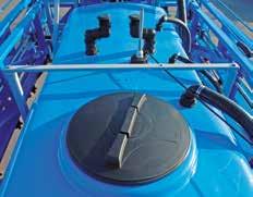 Tank as smooth as a mirror and easy to clean The LEMKEN Primus tank consists of a highly tear-resistant and dimensionally stable glass fibre