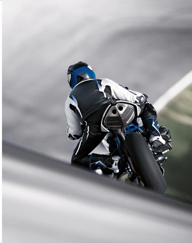 More, more, more. The pinnacle of evolution. The engine of the new HP2 Sport is truly a masterpiece of engineering.