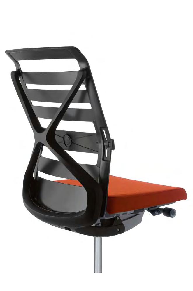 Form follows function is a principle of design. With Sedus crossline, form even follows the sitting position. The Sedus crossline models take their name from the distinctly cruciform backrest.