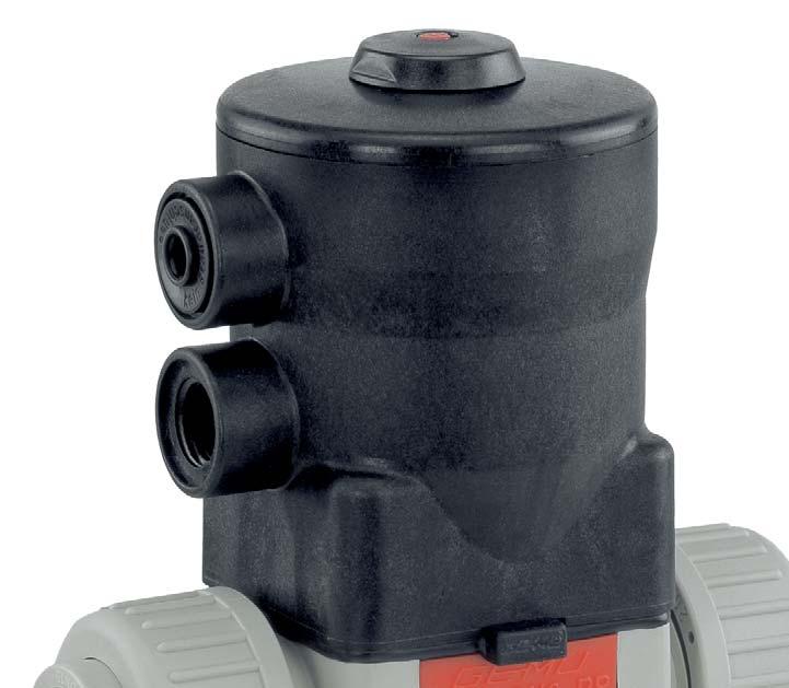 GEMÜ 630 Diaphragm valve, pneumatically operated, DN 12-15 Integral optical position indicator Connection thread for electrical position