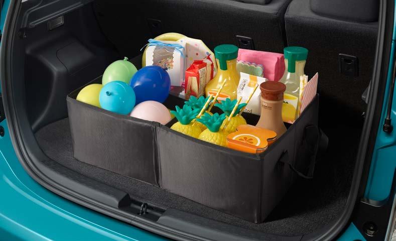 INTERIOR ACCESSORIES Cargo Tote The collapsible, soft-sided cargo tote 3 secures a variety of items, and helps keep them in place.