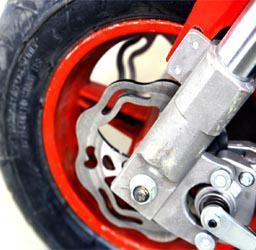 tubeless and aluminum wheel (semi-slicks) Fuel: 2 stroke