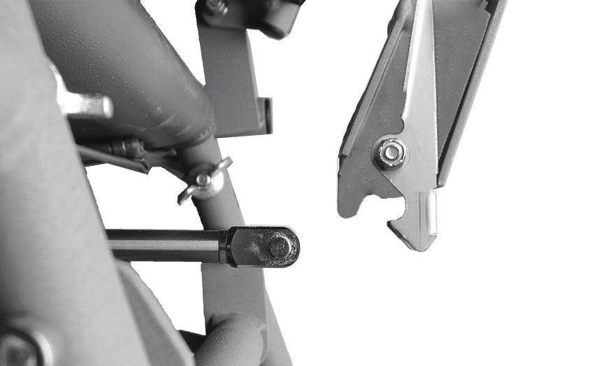 1 4 3 2 D-02F Use a Phillips screwdriver Fig. 14 to remove the pillow strap mounting screws [2x PN 510239] (Fig. 14 ) that attach the pillow strap [PN 462313] to the rear of the backrest.