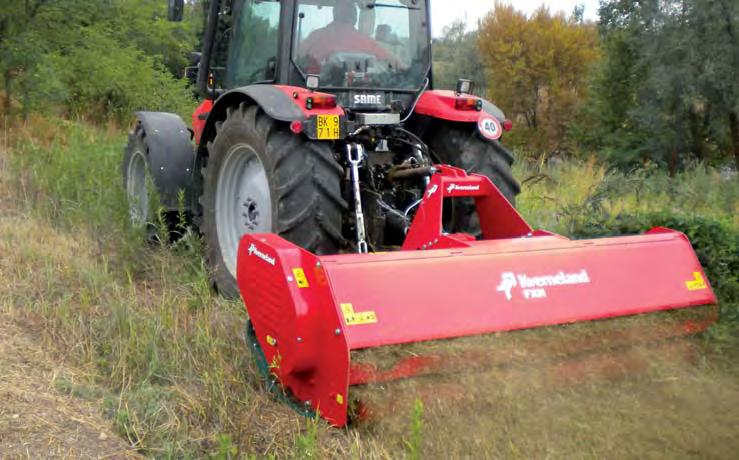 The hallmark of Kverneland grass and straw choppers is their ability to cope with whatever is required. Whatever the size, every model is built for a variety of different tasks.