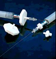 MicroFil s luer fitting allows easy coupling to syringes and syringe filters.