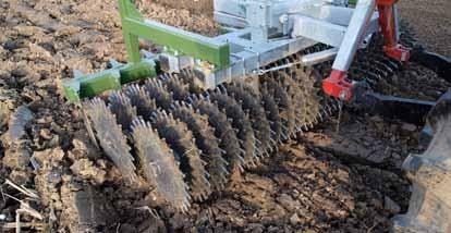 The self-cleaning rollers can also be applied to heavy soil