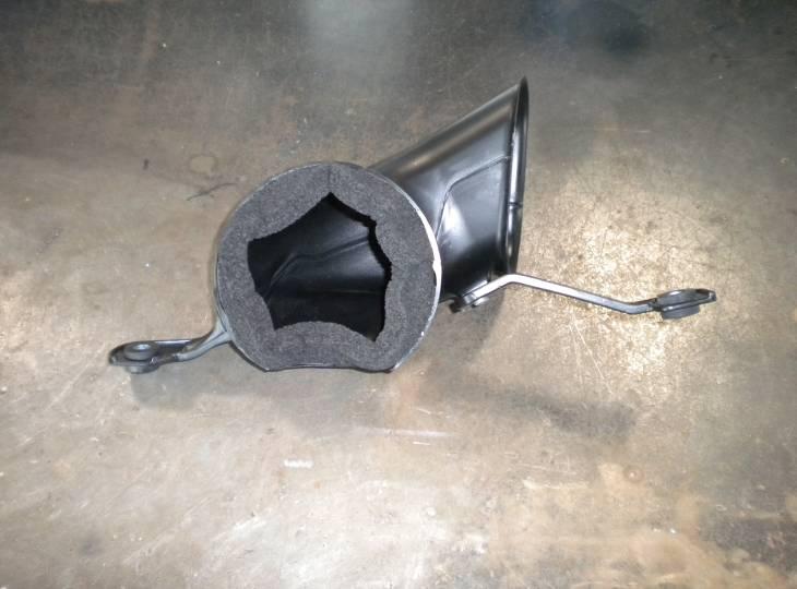 D 10 Air inlet duct 11.