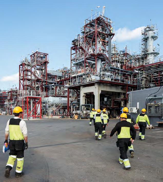 BUSINESSES 15 3 UPM Biorefining OUR DIRECTION In Pulp, maintain cost competitiveness through continuous operational improvement, grow as a cost efficient producer through low-risk, high-yield