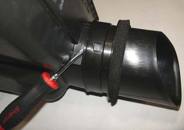 (d) Remove OE air inlet duct from air cleaner case.