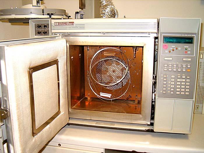 How the GC works A Gas Chromatograph (GC) is a chemical analysis instrument for separating chemicals in a sample.