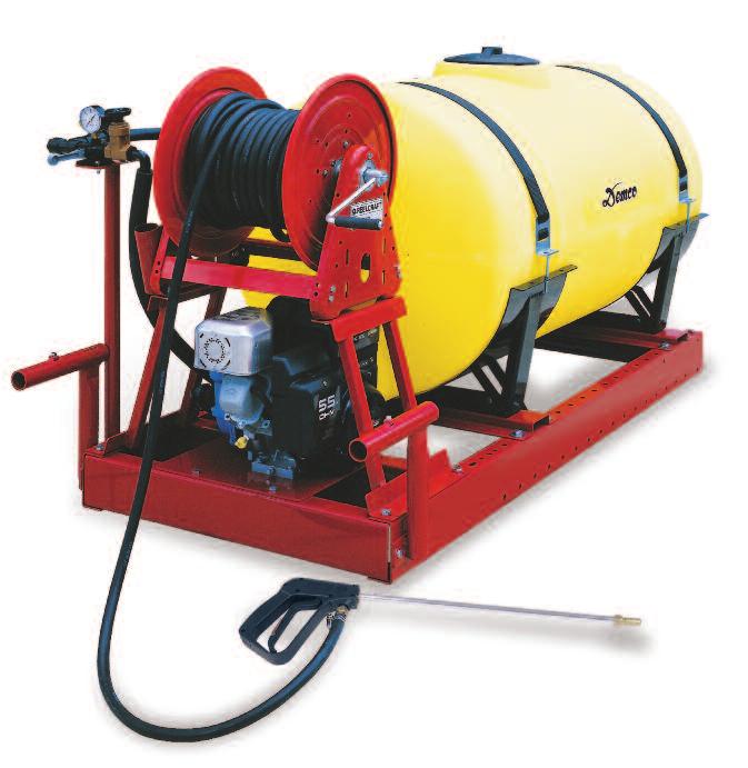110 & 150Gallon Sprayer FEATURES 110 or 150 gallon polyethylene tank features sump, molded sight gauge and large fillwell with a no-splash fillwell cover.