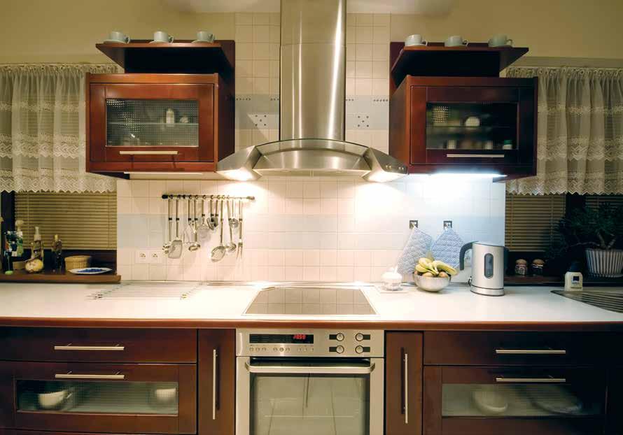 Under Cabinet Range Hoods DELUXE QUIET ADVANTAGE SERIES Contemporary shape fits all decors while the solid underside allows for easy cleaning.