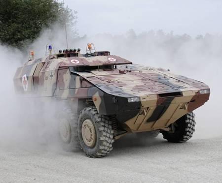 Performance proven to operate alongside the LEOPARD 2 Easy manoeuvrability, maximum speed >100 km/h and a range >1,000 km on roads Excellent off-road mobility through Powerful V8 530 KW multi-fuel
