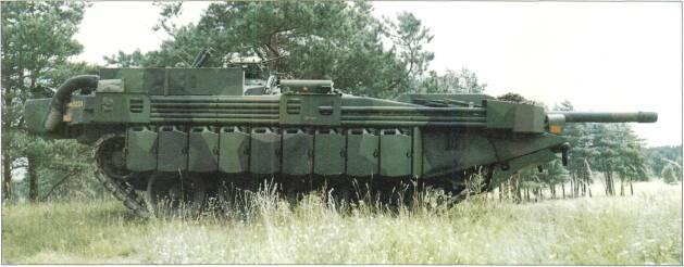LIGHT TANKS AND MAIN BATTLE TANKS VARIANTS No variants except for the Strv 103C.