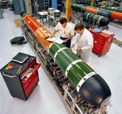 MK 48 / ADCAP The Mark 48 torpedo is the Navy s primary submarine torpedo developed in 1965 and served