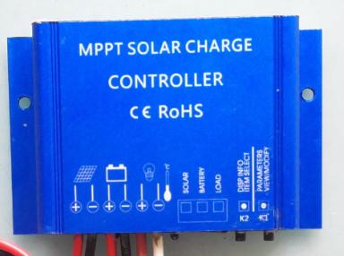 Built-in Smart Solar Controller with LED Indicators Mounted behind the panels, the controller ensures the safety of the panels and batteries.