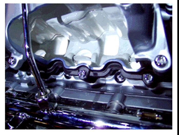 23 Diesel engines Rocker cover Diesel engine technology will continue to grow Europe ~60%