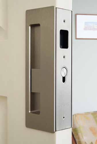 Privacy The CL400 Privacy option matches the other configurations in the range. The magnetic latching feature ensures the door doesn t roll open - even if the snib is not engaged.